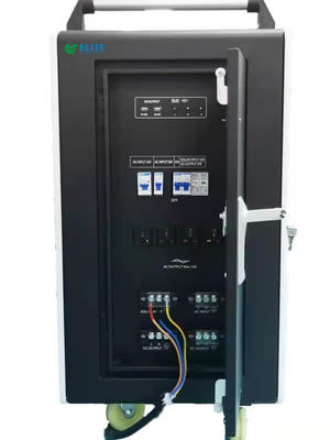 Système tout de remisage des batteries de Lifepo4 51.2V 200Ah 10Kwh dans une machine